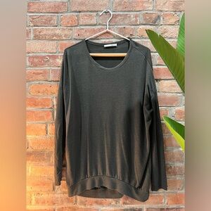 Aritzia green sweater